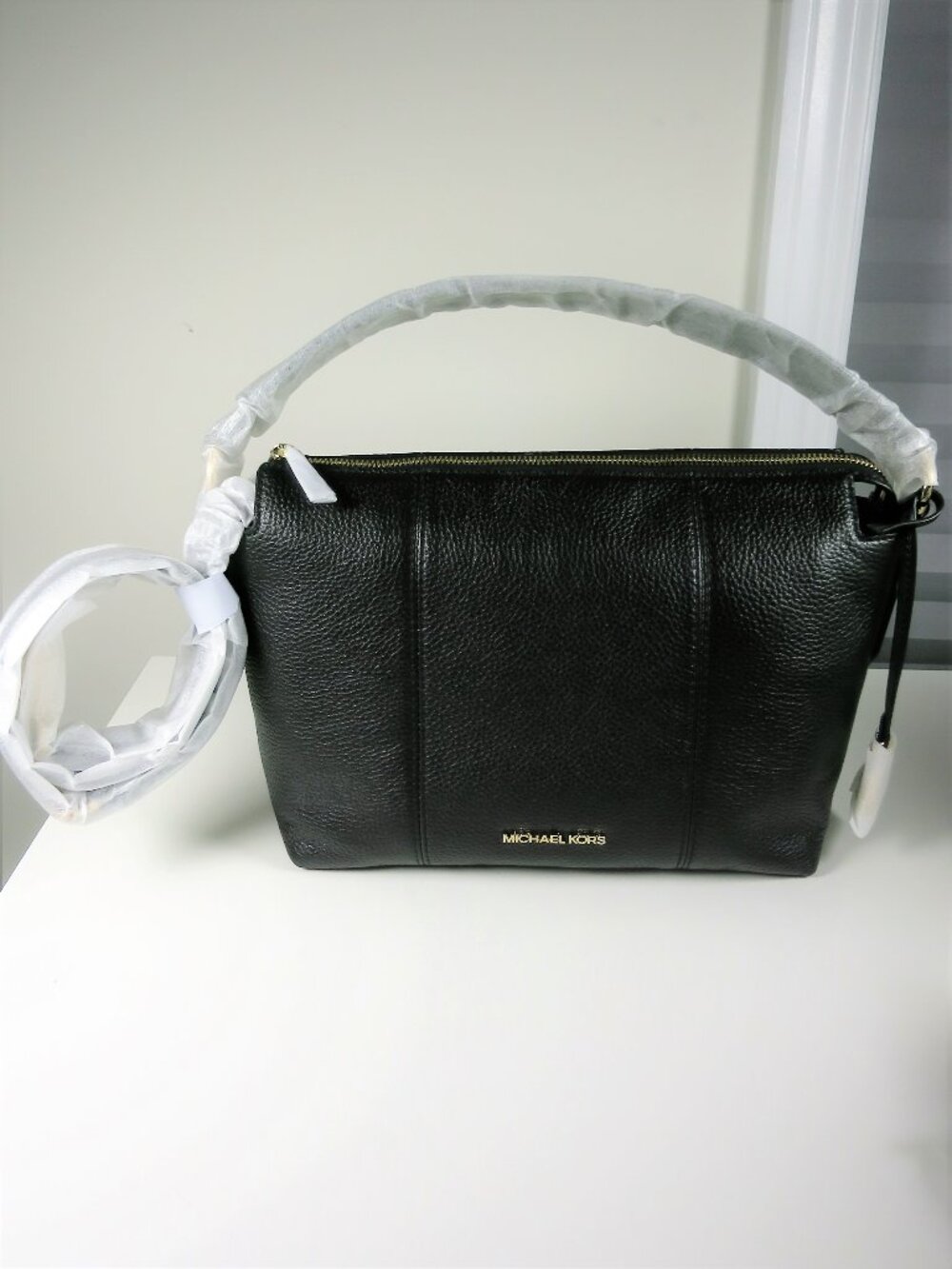 Michael Kors Brooke Medium Black Leather Shoulder Bag NWT